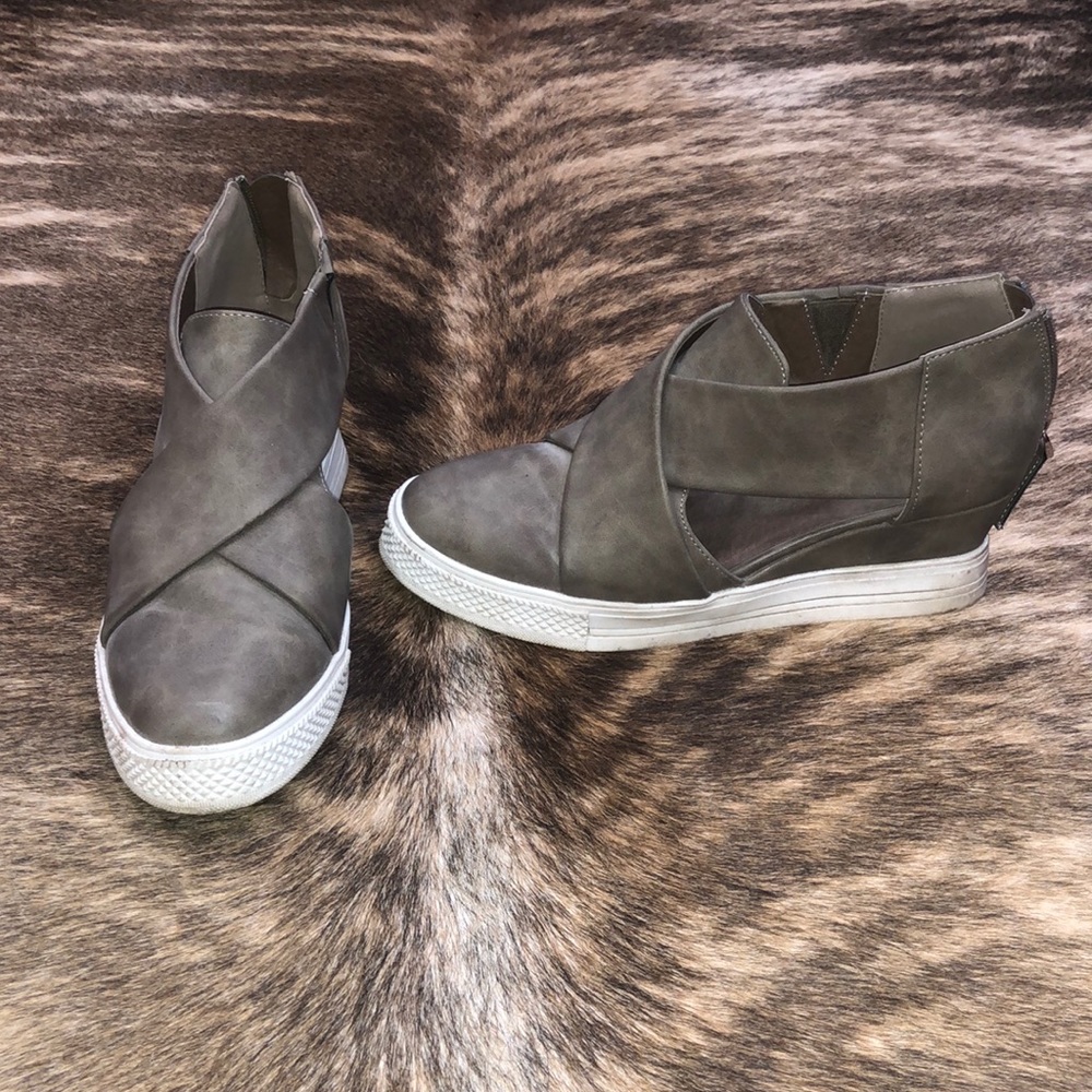 High-Top Wedge Sneaker Tan Brown Size 6